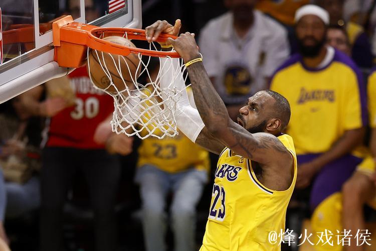 浓眉35分詹姆斯21+8 湖人22分逆转奇迹战胜太阳